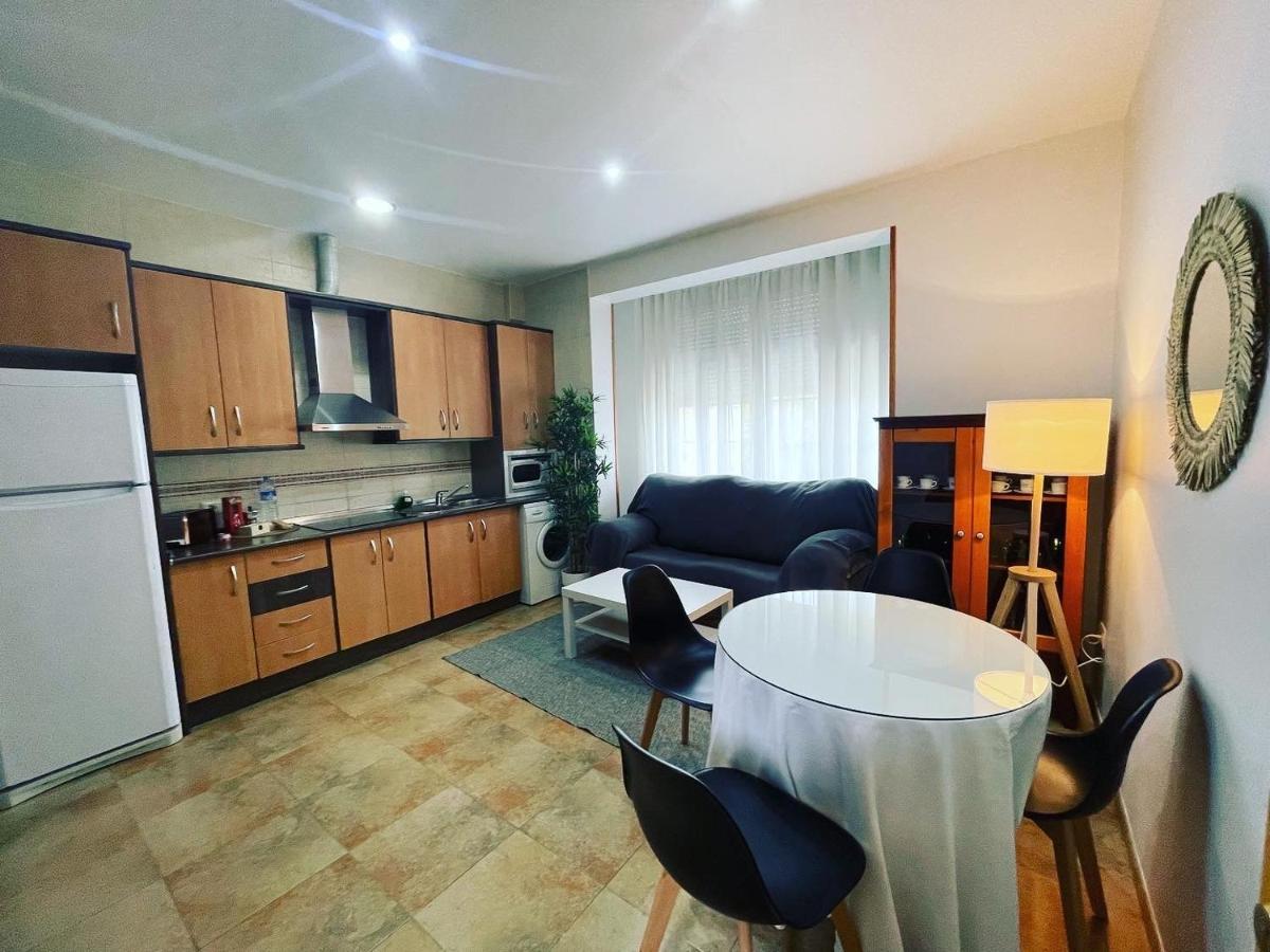 Apartamentos Colon Pondos לינארס מראה חיצוני תמונה
