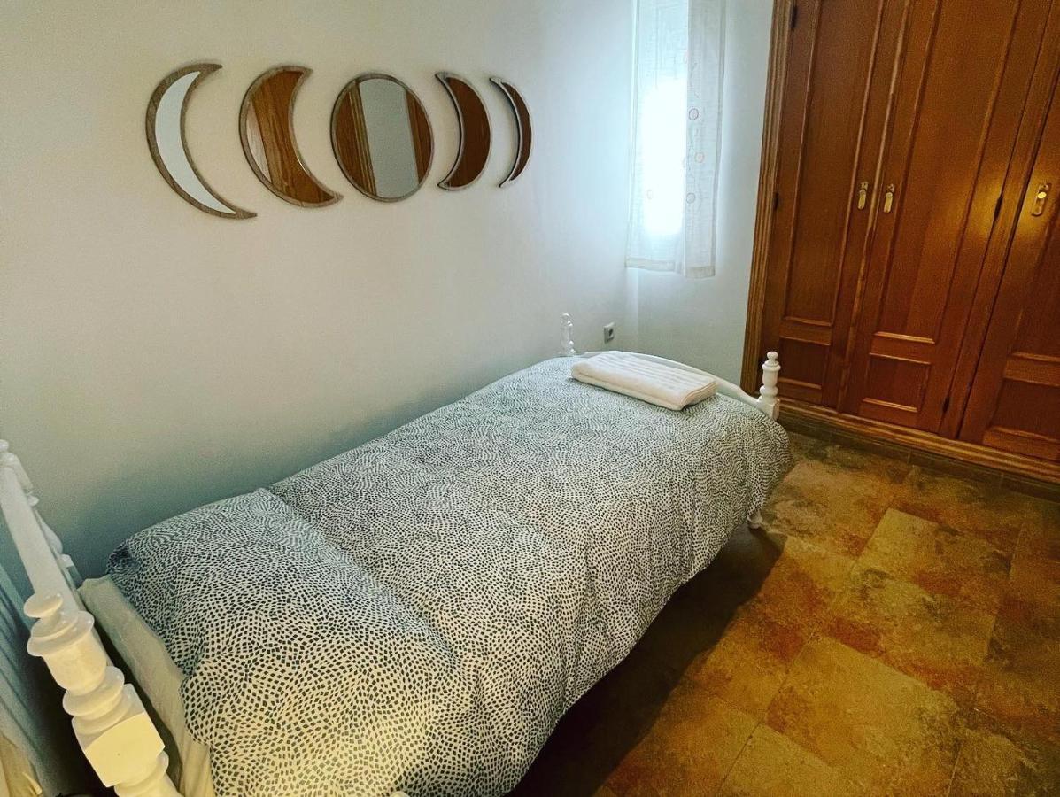 Apartamentos Colon Pondos לינארס מראה חיצוני תמונה