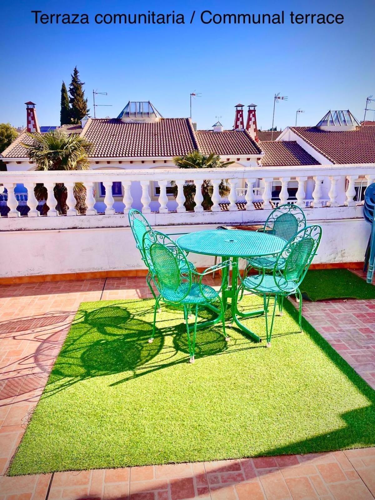 Apartamentos Colon Pondos לינארס מראה חיצוני תמונה